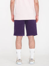 Lade das Bild in den Galerie-Viewer, Volcom - OUTER SPACED 21" SHORTS - DEEP PURPLE