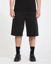 Lade das Bild in den Galerie-Viewer, Volcom - Chillow Pleat 24" Elasticated Waist Chino Shorts - Black