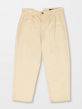 Lade das Bild in den Galerie-Viewer, Volcom - PLEATED CHINO HOSE - ALMOND