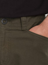 Lade das Bild in den Galerie-Viewer, Volcom - V ENT HOCKEY DAD HOSE - WREN