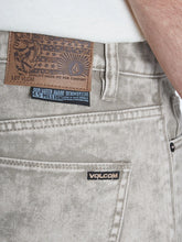 Lade das Bild in den Galerie-Viewer, Volcom - Modown Tapered Jeans Acid