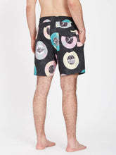 Lade das Bild in den Galerie-Viewer, V ENTERTAINMENT STONEY 17" TRUNK - BLACK