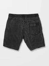Lade das Bild in den Galerie-Viewer, Volcom - Center Trunk 17 - Black
