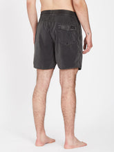 Lade das Bild in den Galerie-Viewer, Volcom - Center Trunk 17 - Black