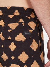 Lade das Bild in den Galerie-Viewer, Volcom - Polly Pack Trunk 17