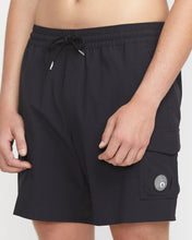 Lade das Bild in den Galerie-Viewer, Truly Liberators 17" Boardshorts - BLACK