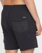 Lade das Bild in den Galerie-Viewer, Truly Liberators 17" Boardshorts - BLACK