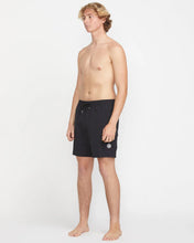 Lade das Bild in den Galerie-Viewer, Truly Liberators 17" Boardshorts - BLACK