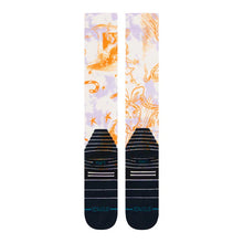 Lade das Bild in den Galerie-Viewer, CINDY LOU WHO SNOW OVER THE CALF SOCKEN