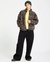 Lade das Bild in den Galerie-Viewer, VOLCOM - Wylding Out Zip Sherpa - Animal Print