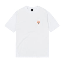 Lade das Bild in den Galerie-Viewer, Magenta -  Previous Next  Previous Next BLOSSOM TEE - WHITE
