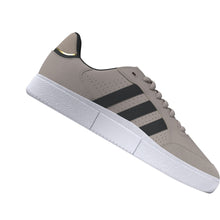 Lade das Bild in den Galerie-Viewer, Adidas - Tyshawn Low WONTAU/CARBO
