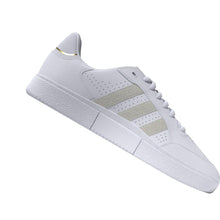Lade das Bild in den Galerie-Viewer, Adidas - Tyshawn Low Cloud White / Cloud White / Gold Metallic