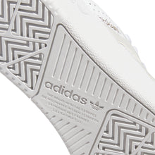 Lade das Bild in den Galerie-Viewer, Adidas - Tyshawn Low Cloud White / Cloud White / Gold Metallic