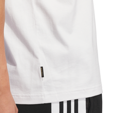 Lade das Bild in den Galerie-Viewer, Adidas - Tyshawn T-Shirt – Genderneutral