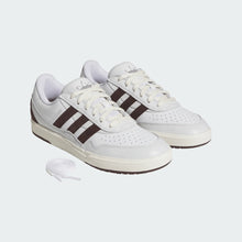 Lade das Bild in den Galerie-Viewer, Adidas - Tyshawn II X Zach