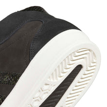 Lade das Bild in den Galerie-Viewer, Adidas - Superskate x Kader