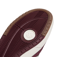 Lade das Bild in den Galerie-Viewer, TYSHAWN II MAROON/CWHITE/GOLDMT