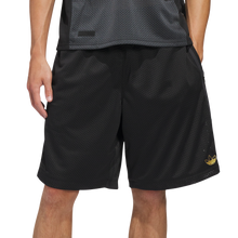Lade das Bild in den Galerie-Viewer, Adidas - TYSHAWN B SHORT BLACK/MAGOLD/CARBON