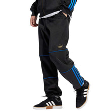 Lade das Bild in den Galerie-Viewer, Adidas Skateboarding - Tyshawn Velour Pants