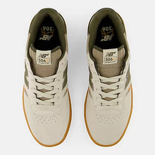 Lade das Bild in den Galerie-Viewer, New Balance - NB Numeric Jamie Foy 306 Cup Schuhe
