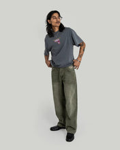 Lade das Bild in den Galerie-Viewer, Homeboy - WATER GUN TEE WASHED GREY

