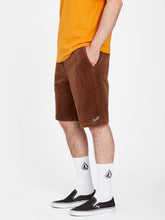 Lade das Bild in den Galerie-Viewer, Volcom - OUTER SPACED 21&quot; SHORTS - BURRO BROWN
