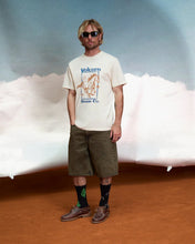 Lade das Bild in den Galerie-Viewer, Volcom - Billow 22" Jeansshorts - Sage Leaf
