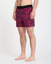 Lade das Bild in den Galerie-Viewer, Volcom-Lido Print Trunk 16" Boardshorts - Sangria
