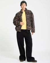 Lade das Bild in den Galerie-Viewer, VOLCOM - Wylding Out Zip Sherpa - Animal Print
