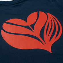 Lade das Bild in den Galerie-Viewer, Magenta Skateboards - LOVE TEE - NAVY
