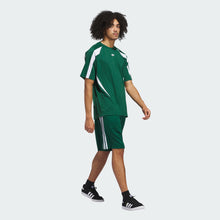 Lade das Bild in den Galerie-Viewer, Adidas - CLASSIC SHORT DRKGRN/WHITE

