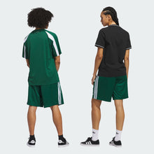 Lade das Bild in den Galerie-Viewer, Adidas - CLASSIC SHORT DRKGRN/WHITE
