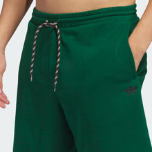 Lade das Bild in den Galerie-Viewer, Adidas - SHMOO FW SHORT DRKGRN/BLACK
