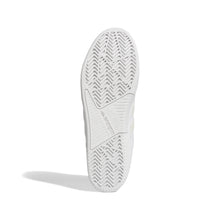 Lade das Bild in den Galerie-Viewer, Adidas - Tyshawn Low Cloud White / Cloud White / Gold Metallic
