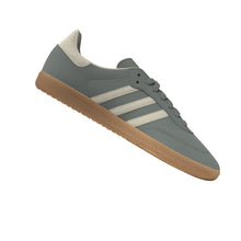 Lade das Bild in den Galerie-Viewer, Adidas Samba - Silver Green / Wonder White / Gold Metallic
