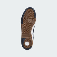 Lade das Bild in den Galerie-Viewer, Adidas - TYSHAWN II CONAVY/FTWWHT/GREONE
