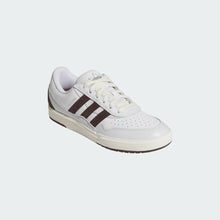 Lade das Bild in den Galerie-Viewer, Adidas - Tyshawn II X Zach
