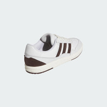 Lade das Bild in den Galerie-Viewer, Adidas - Tyshawn II X Zach
