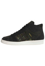 Lade das Bild in den Galerie-Viewer, Adidas - Superskate x Kader
