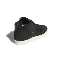 Lade das Bild in den Galerie-Viewer, Adidas - Superskate x Kader
