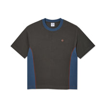 Lade das Bild in den Galerie-Viewer, Polar Skate Co. - Surf Panel Tee - Dirty Black/Grey Blue
