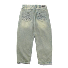 Lade das Bild in den Galerie-Viewer, Butter Goods - Scorpion Stitch Denim Jeans, Tinted Light Blue
