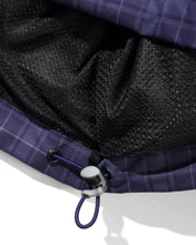 Lade das Bild in den Galerie-Viewer, Butter Goods - Plaid Nylon Jacket, Navy
