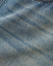 Lade das Bild in den Galerie-Viewer, Butter Goods - Relaxed Denim Jeans, Distressed Mid Blue
