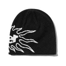 Lade das Bild in den Galerie-Viewer, Butter Goods - Solar Skully Beanie, Black
